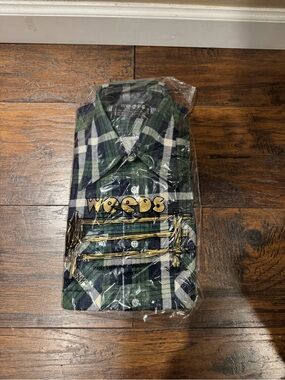Vintage 1970s - men’s Weeds green flannel shirt 100% cotton
